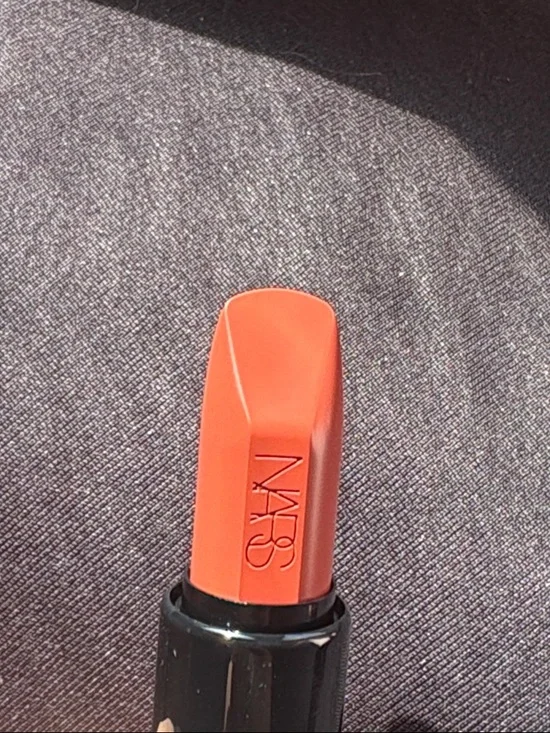 NARS Explicit Lipstick - Picture 5 of 9